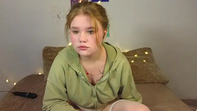 Snapshot of BeautifulPleasureFairy chatting on 04/13/26, 09:02 BeautifulPleasureFairy online show from 04/13/26, 09:02