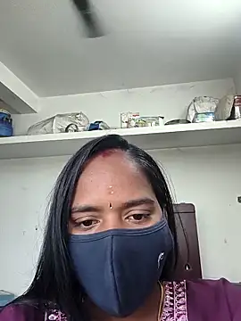 Snapshot of Tamil_Sangeetha chatting on 04/13/26, 07:12 Tamil Sangeetha online show from 04/13/26, 07:12