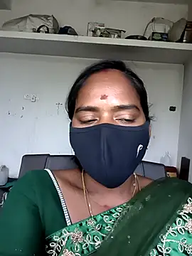 Snapshot of Tamil_Sangeetha chatting on 04/09/26, 06:41 Tamil Sangeetha online show from 04/09/26, 06:41