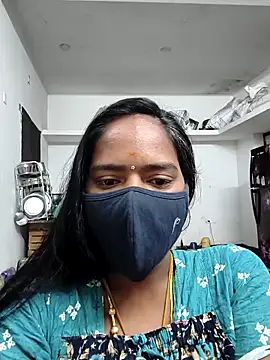 Snapshot of Tamil_Sangeetha chatting on 04/10/26, 10:06 Tamil Sangeetha online show from 04/10/26, 10:06