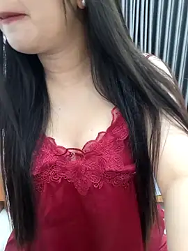 Snapshot of LindaBsexy chatting on 04/14/26, 03:06 LindaBsexy online show from 04/14/26, 03:06