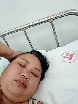 Monglan-c online show from 04/12/26, 02:15