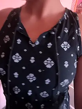 Curvy Sanaya online show from 04/05/26, 08:54