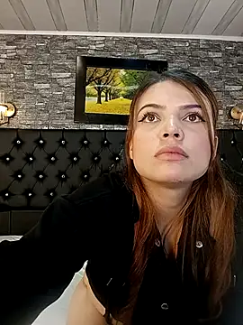 Snapshot of Lola_Starr chatting on 04/10/26, 03:57 Lola Starr online show from 04/10/26, 03:57