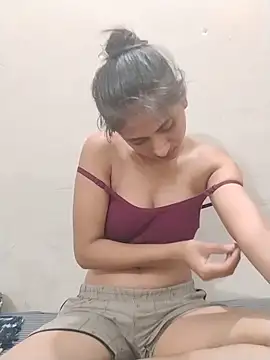 sexy couple liv online show from 04/27/26, 03:21