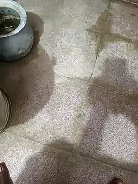 hotboy122345 online show from 04/12/26, 09:56