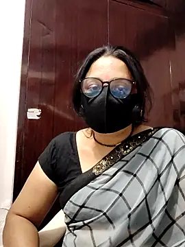 Snapshot of purvi46 chatting on 04/12/26, 04:54 purvi46 online show from 04/12/26, 04:54