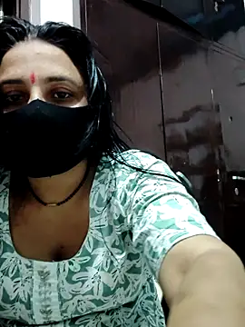 Snapshot of purvi46 chatting on 04/10/26, 05:47 purvi46 online show from 04/10/26, 05:47