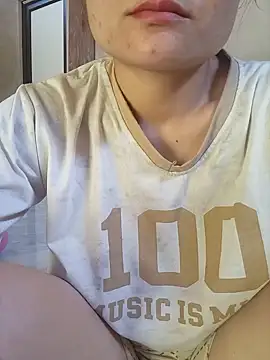 -Tipo- online show from 05/14/26, 06:54