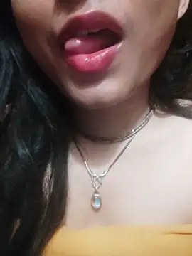 SweetTsAngel online show from 04/20/26, 03:35