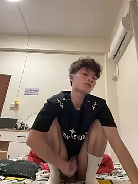 sexyboy-3525 online show from 06/03/26, 02:33
