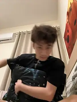 Snapshot of sexyboy-3525 chatting on 04/02/26, 02:57 sexyboy-3525 online show from 04/02/26, 02:57