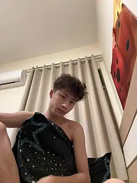 Snapshot of sexyboy-3525 chatting on 03/30/26, 01:12 sexyboy-3525 online show from 03/30/26, 01:12