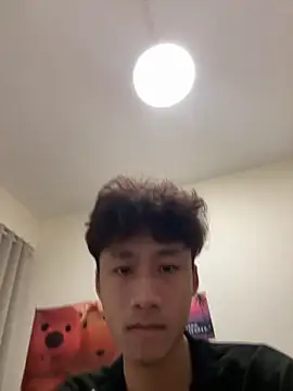 Snapshot of sexyboy-3525 chatting on 03/29/26, 01:24 sexyboy-3525 online show from 03/29/26, 01:24