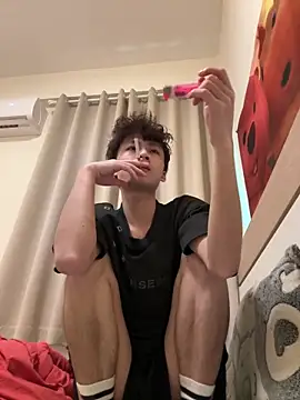 sexyboy-3525 online show from 05/07/26, 03:55