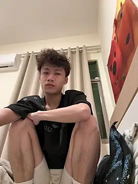 Snapshot of sexyboy-3525 chatting on 04/04/26, 02:45 sexyboy-3525 online show from 04/04/26, 02:45