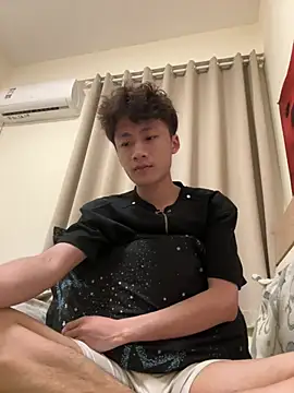 Snapshot of sexyboy-3525 chatting on 04/01/26, 02:58 sexyboy-3525 online show from 04/01/26, 02:58