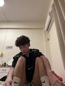 sexyboy-3525 online show from 06/06/26, 03:56