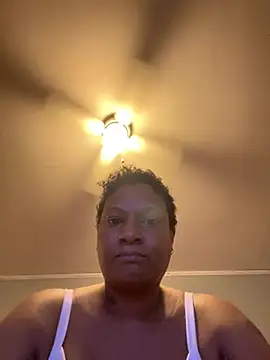 Sweetie8582 online show from 04/01/26, 11:45