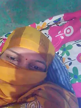 riyaa sexyy online show from 04/23/26, 12:22