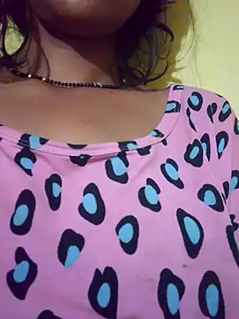 Snapshot of riyaa_sexyy chatting on 07/12/26, 01:28 riyaa sexyy online show from 07/12/26, 01:28