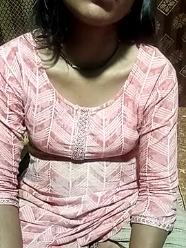 riyaa sexyy online show from 05/09/26, 06:33