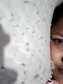 Snapshot of riyaa_sexyy chatting on 07/06/26, 05:14 riyaa sexyy online show from 07/06/26, 05:14