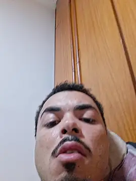 Snapshot of principebaiano chatting on 06/26/26, 06:03 principebaiano online show from 06/26/26, 06:03