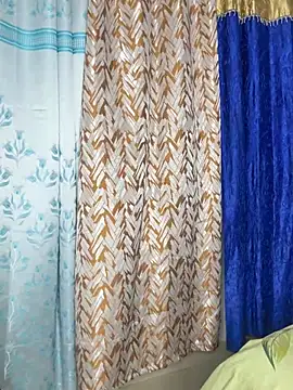 Snapshot of Sweet-Ellina chatting on 03/30/26, 04:25 Sweet-Ellina online show from 03/30/26, 04:25