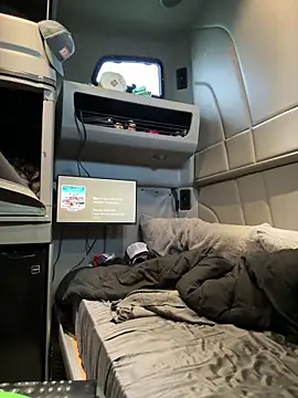 Diversified Reality online show from 04/14/26, 01:49