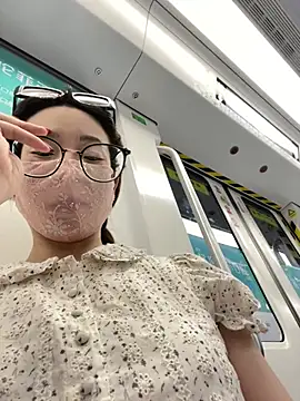 meimeibuguai online show from 06/01/26, 10:26