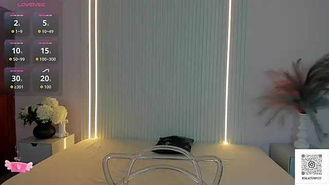 AliceHill8 online show from 04/02/26, 12:12