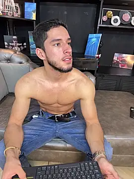 axel tone online show from 03/31/26, 09:50