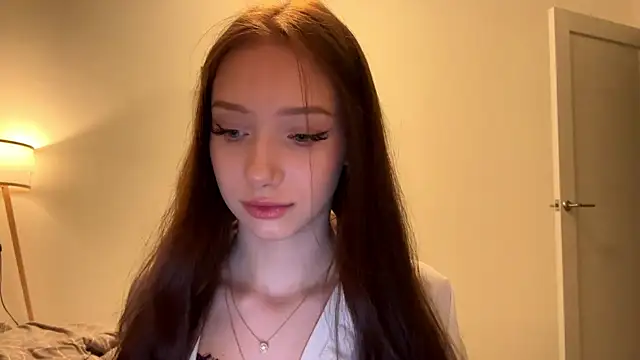 Snapshot of MiaNewstrom chatting on 04/01/26, 08:28 MiaNewstrom online show from 04/01/26, 08:28