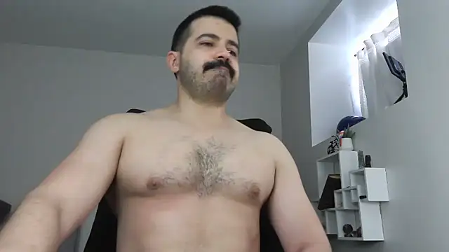 AngelFusco online show from 05/06/26, 02:10