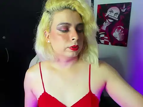 Snapshot of angellfemboy chatting on 06/14/26, 05:58 angellfemboy online show from 06/14/26, 05:58