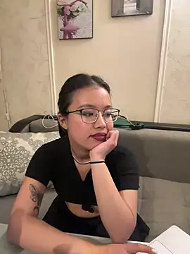 Z Milll online show from 04/10/26, 02:13