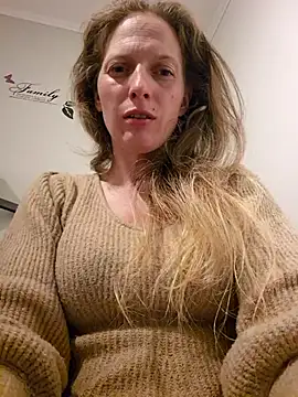 BlondeXtar online show from 04/04/26, 08:59