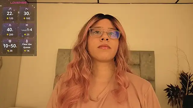 Snapshot of Izumi__ chatting on 04/11/26, 04:09 Izumi online show from 04/11/26, 04:09