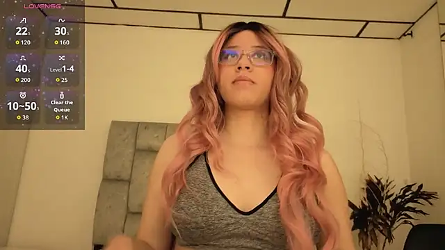 Snapshot of Izumi__ chatting on 04/08/26, 04:03 Izumi online show from 04/08/26, 04:03