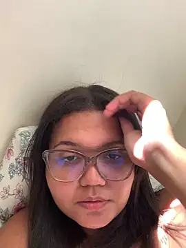 viviboraaaa online show from 04/25/26, 02:47