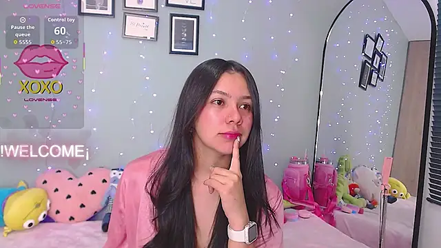 Snapshot of MissDulceRose chatting on 05/09/26, 02:04 MissDulceRose online show from 05/09/26, 02:04