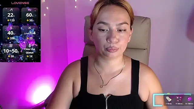 Snapshot of Carolina_2403 chatting on 05/03/26, 08:45 Carolina 2403 online show from 05/03/26, 08:45