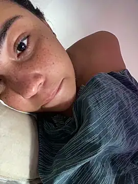 Snapshot of Deusa_Arcana chatting on 04/13/26, 12:53 Deusa Arcana online show from 04/13/26, 12:53