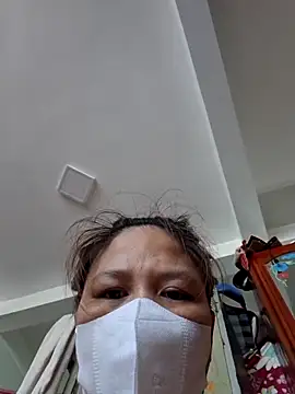 Yummy 9x online show from 05/19/26, 01:56