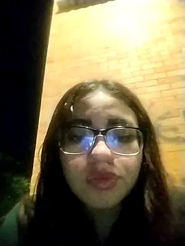 martina 7 online show from 04/25/26, 11:46