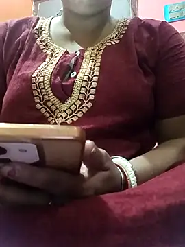 itz-liliroy online show from 04/06/26, 10:33