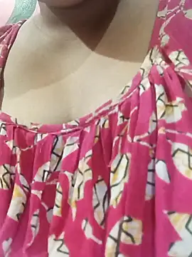 itz-liliroy online show from 04/04/26, 02:23