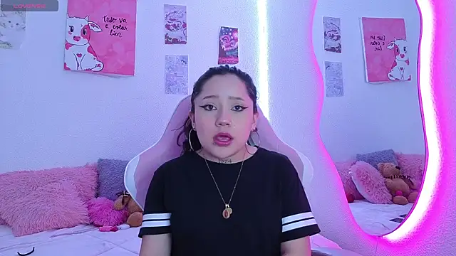 sweet alaia online show from 04/06/26, 02:29