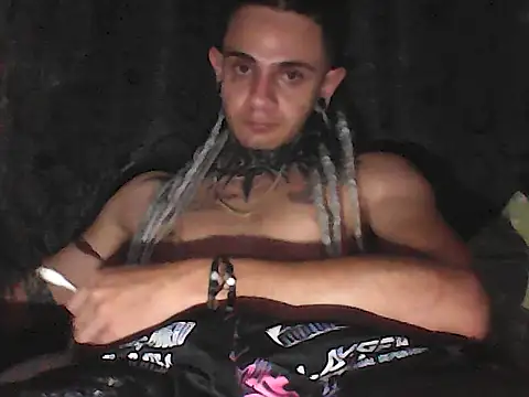 Snapshot of CardonaWolf chatting on 03/30/26, 02:24 CardonaWolf online show from 03/30/26, 02:24